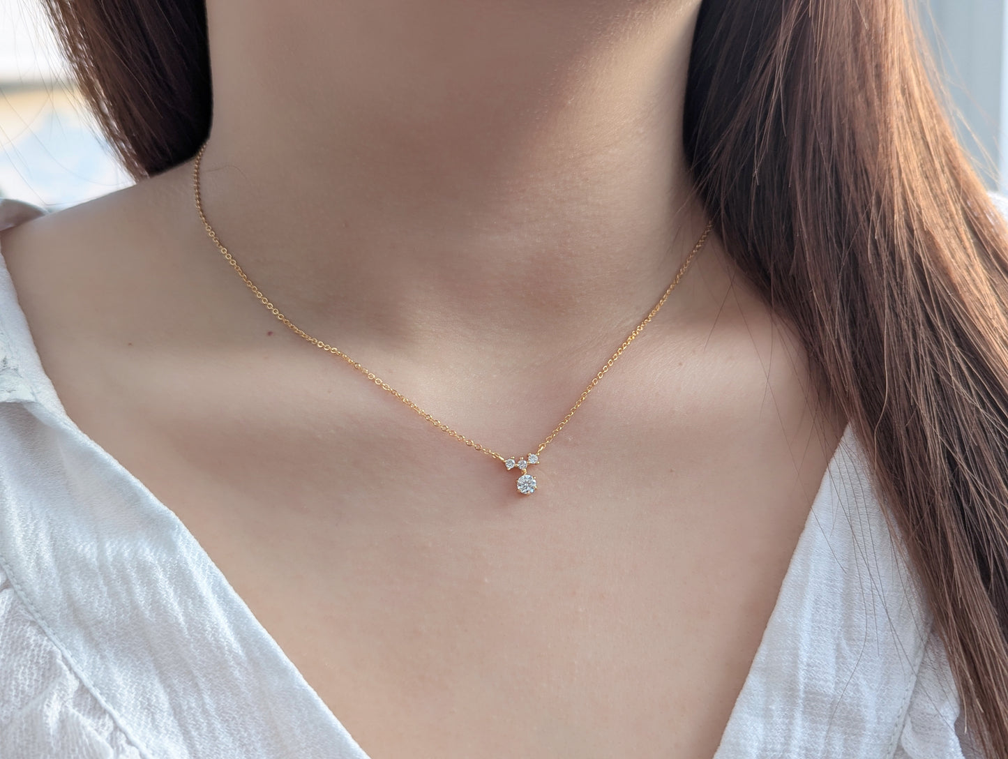 "Sternfall" Kette mit Moissanit-Stern