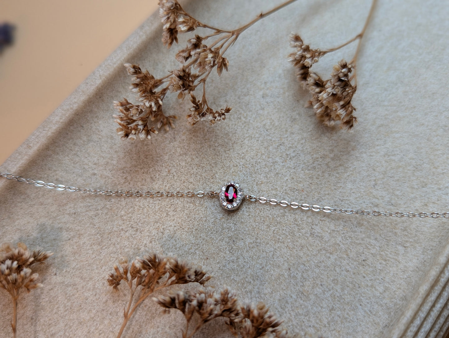 "Lumière" Armband - Ruby Kiss